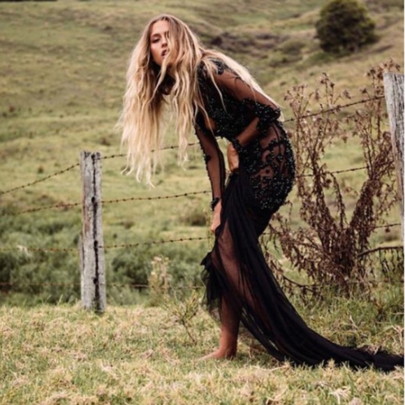 Elly SoFocli Dress - Picture 1 of 7